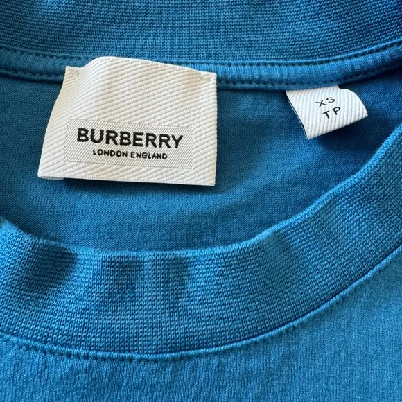 BURBERRY location print Tshirt